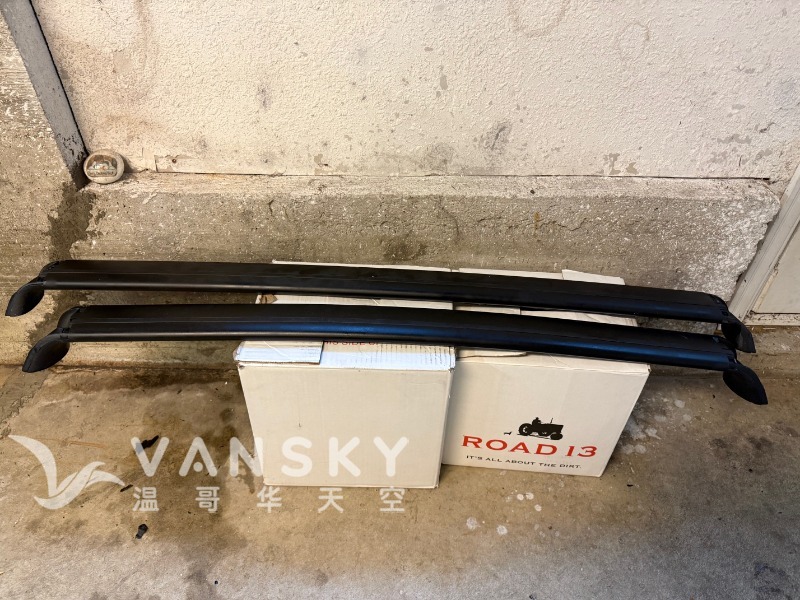 260309130518_Tesla roof-rack.jpeg